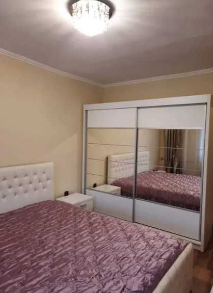 Дава се под наем Двустаен апартамент в Пловдив, Въстанически - 65 кв.м за 306 € - Снимка #1