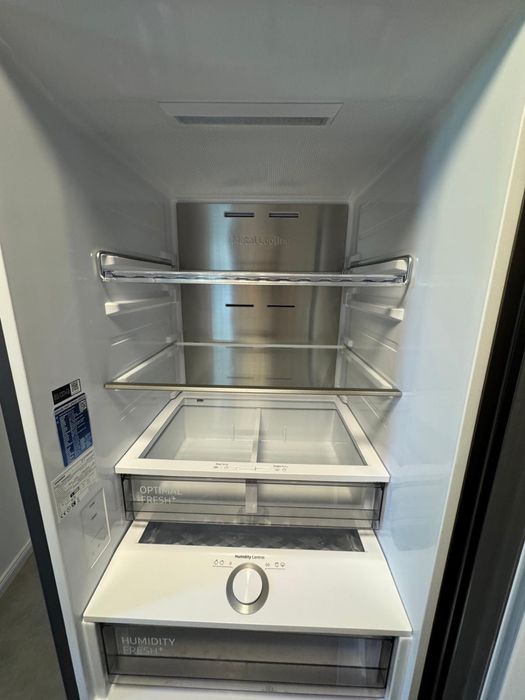Combina frigorifica SAMSUNG RB34A7B5E22/EF, Bespoke, No Frost, 344 l, H 185.3 cm, Clasa E, All-Around Cooling, negru
