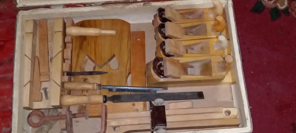 Пролается комплект рубанка инструмент