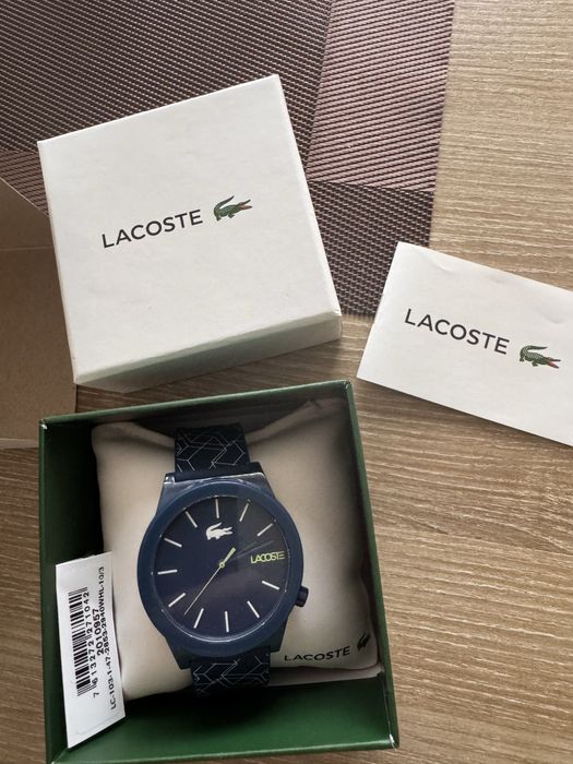 Продам часы  LACOSTE кварц. (Покупали в дубае)