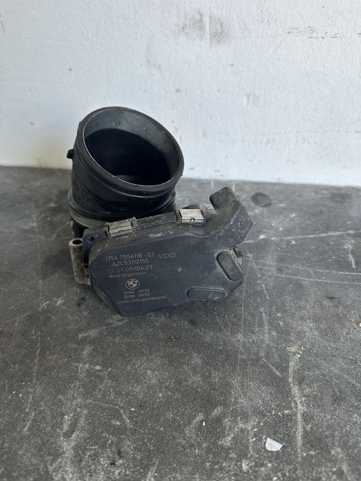 Clapeta acceleratie BMW Seria 5 E60 E61 525i 530i 7556118 |3.0 benzina