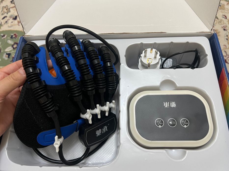 Реабилитационные перчатки