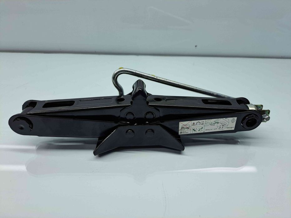 Set cric si cheie SMART Fortwo Coupe (W453) [Fabr 2014-2019] OEM