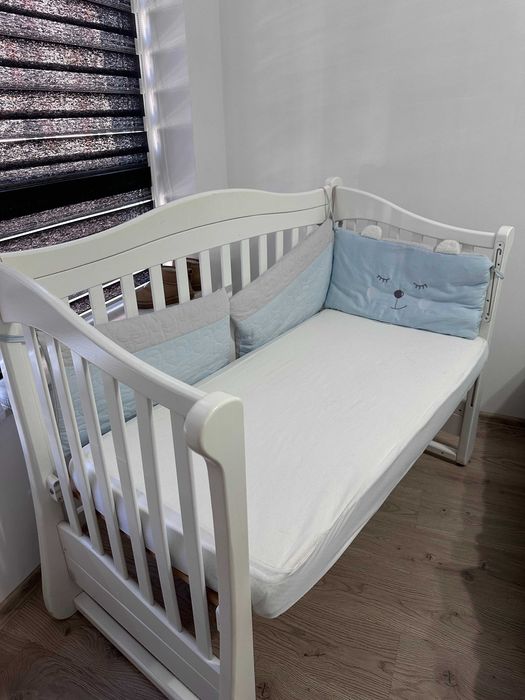 Детско Креватче + матрак +обиколки + калъфче против намокряне