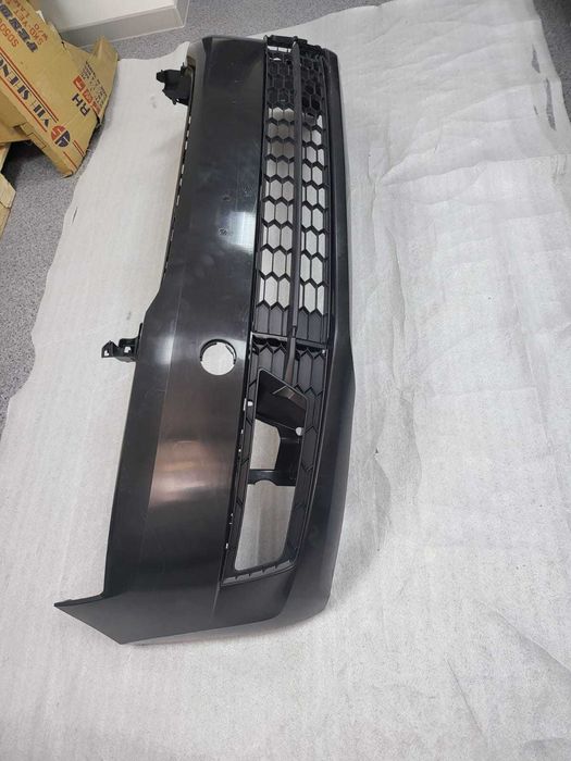 Бампер передний Skoda Rapid