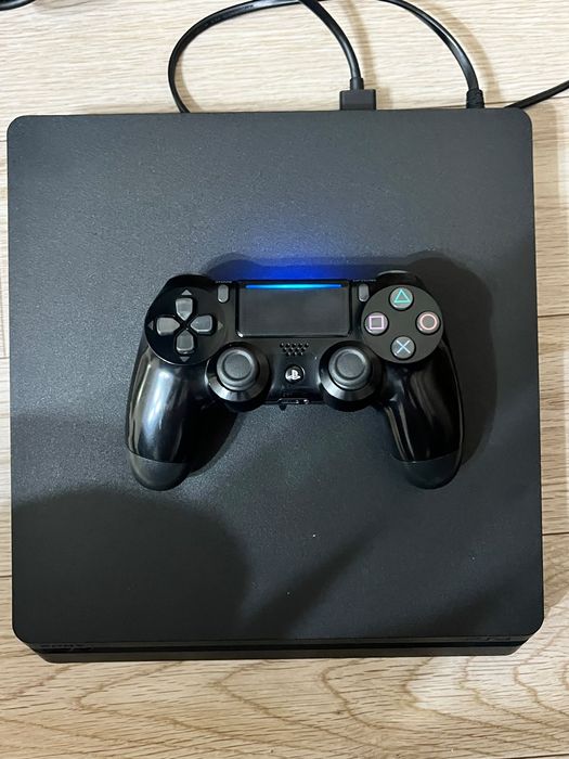 Ps4 slim на 1тб с дисками