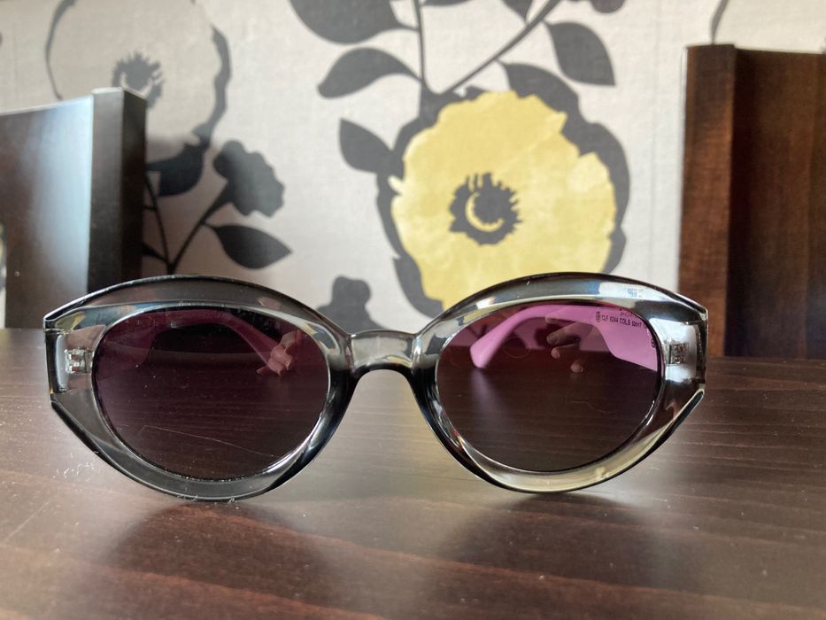 Слънчеви очила.                    .