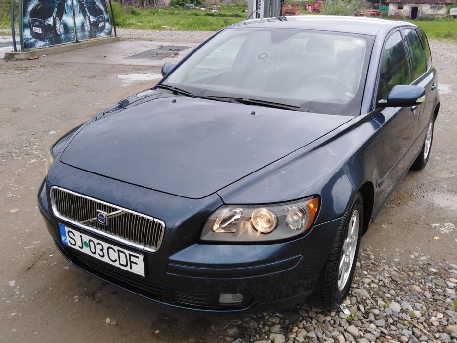 Vănd Volvo v50 d