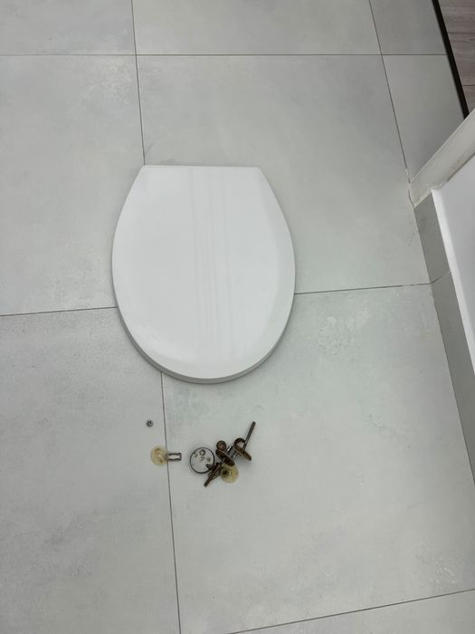 Vand capac plastic wc