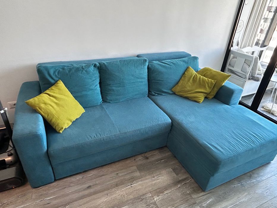 Canapea extensibila 3 locuri