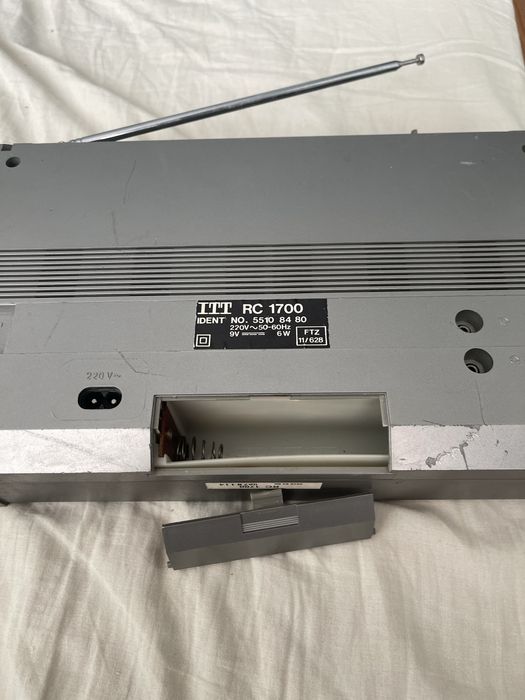 Radiocasetofon ITT RC 1700