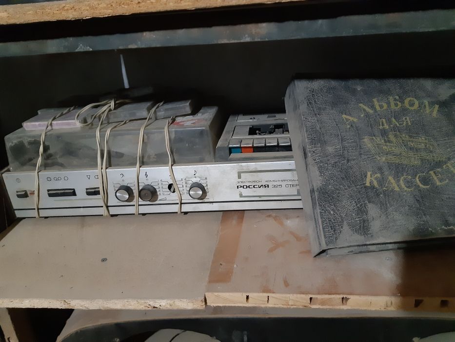 Ретро Магнитола, колонки самодельный усилитель, альбом , кассеты