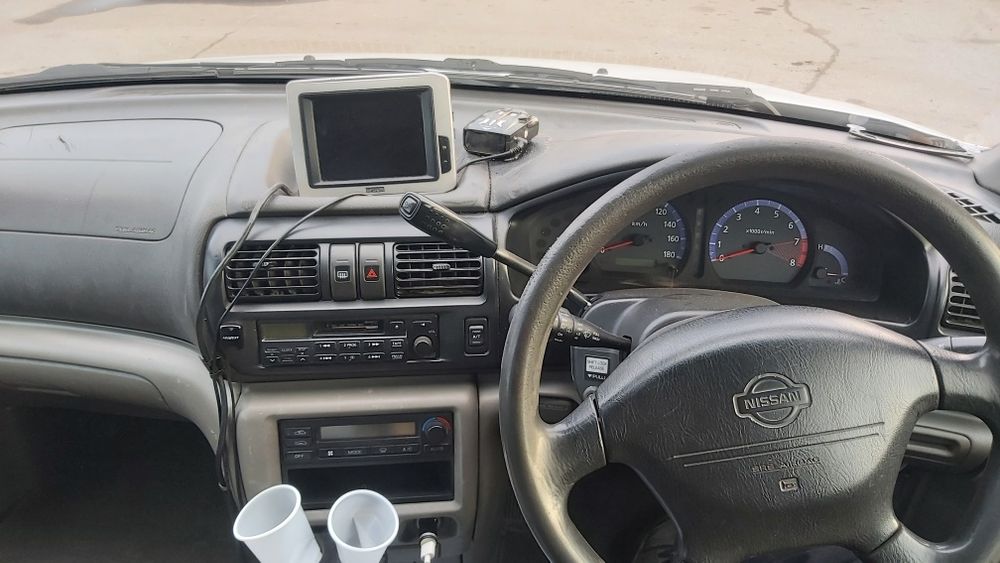 Продам просторную машину