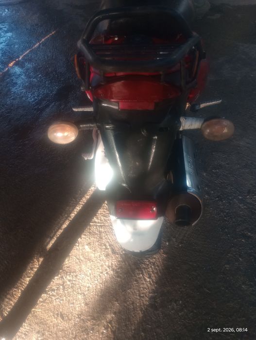 Vând scuter xenon