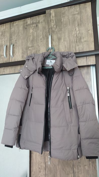 Женская теплая куртка.