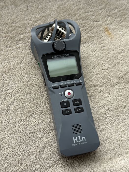 Рекордер zoom h1n