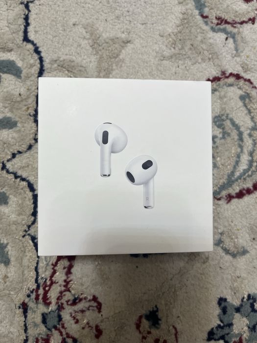 Срочно продам Air pods 3 оригинал .