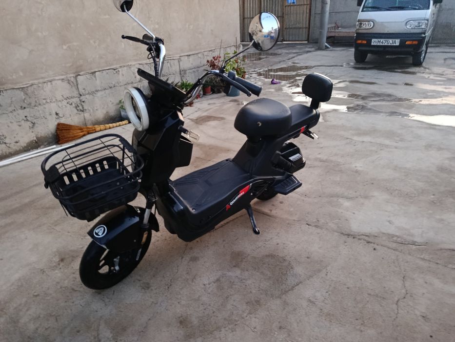 Skuter T 600 ferma QIU motors
