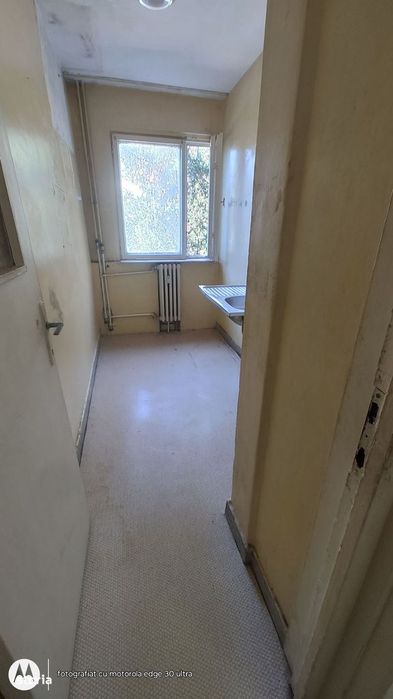 2 camere semidecomandat et 1 Inel II
