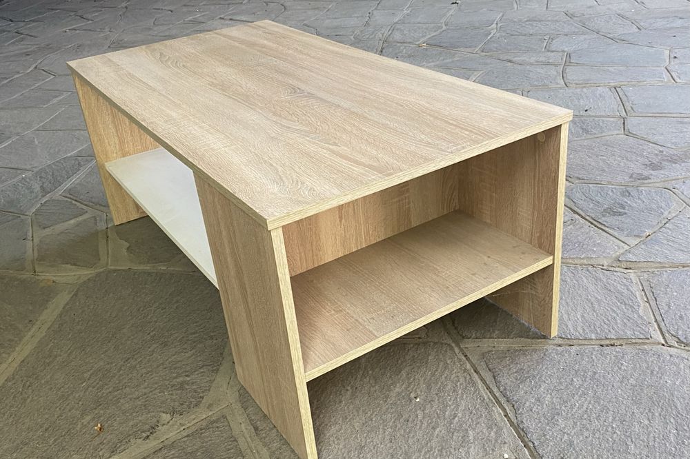 Столик под телевизор