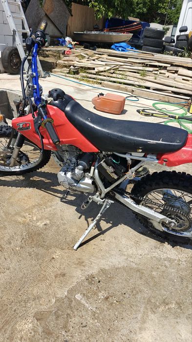 Moto cross 150cc