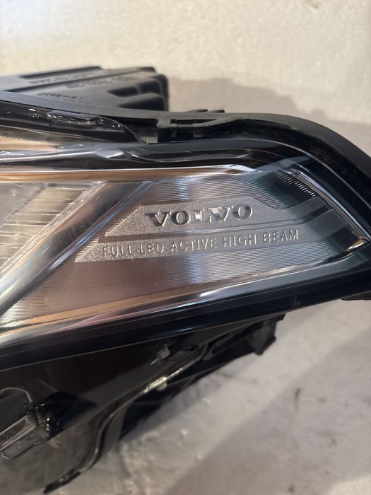 Фар за Volvo XC90