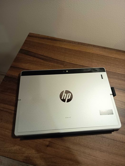 HP Elite X2 1012 G1 лаптоп