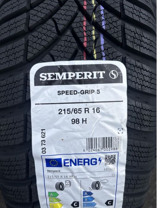 Vand cauciucuri NOI !Am doar cate 2 bucați !