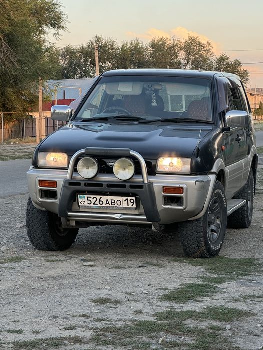 продам Ниссан Террано