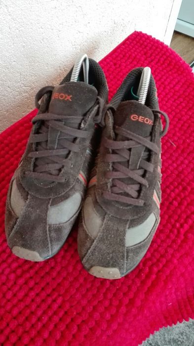 Adidași Geox nr 38 piele întoarsă