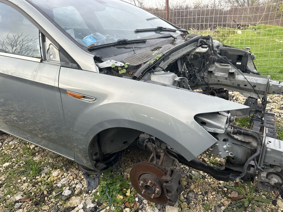 Калник десен за Форд Мондео МК4 2008-