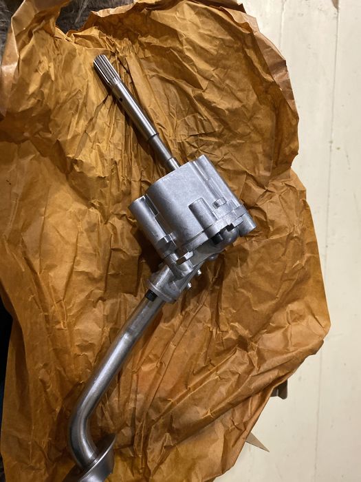 Продам маслянный насос