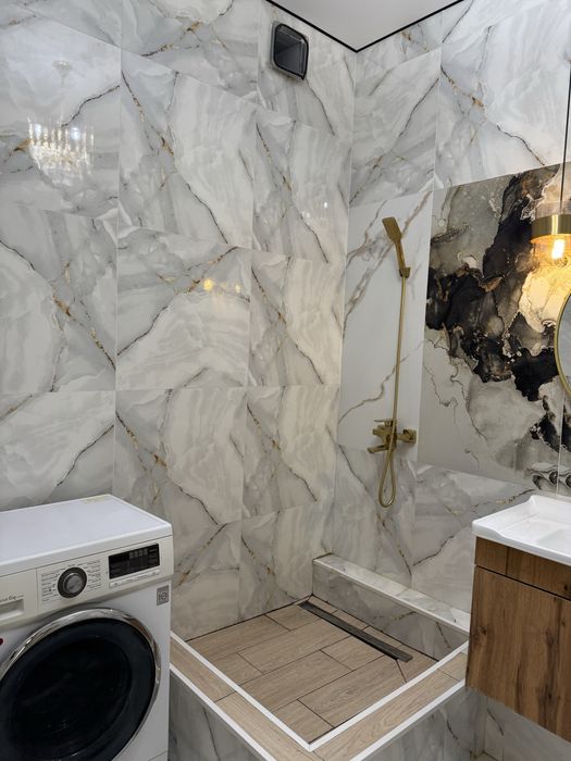 Элитная посуточно кухня-студия 1-ком