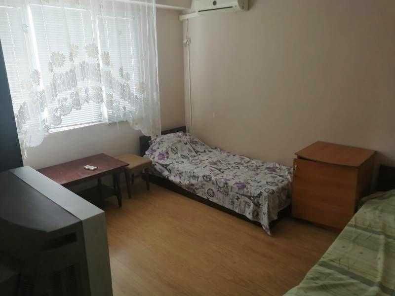 Дава се под наем Четиристаен апартамент в Бургас, Изгрев - 80 кв.м за 459 € - Снимка #6