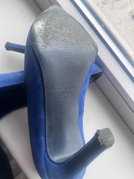 Pantofi cu toc piele intoarsa albastru intens
