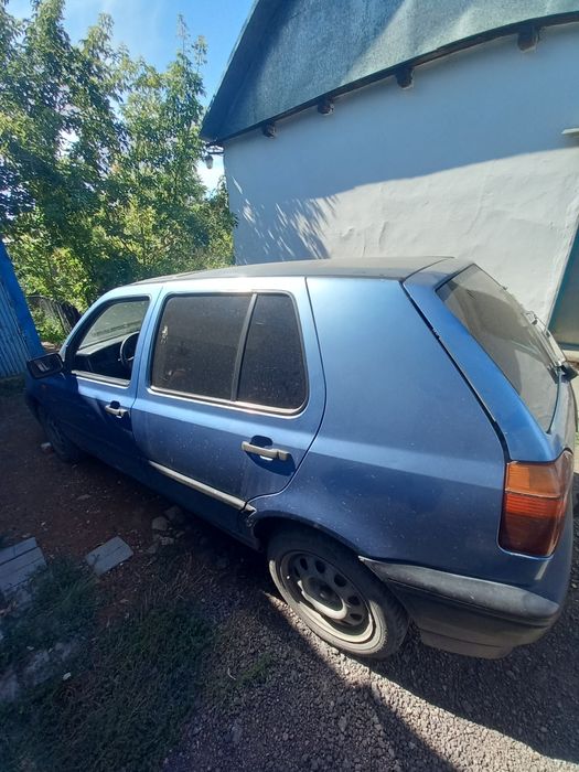 Продам машину гольф 3