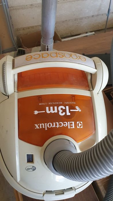 Продам пылесос марки Electrolux