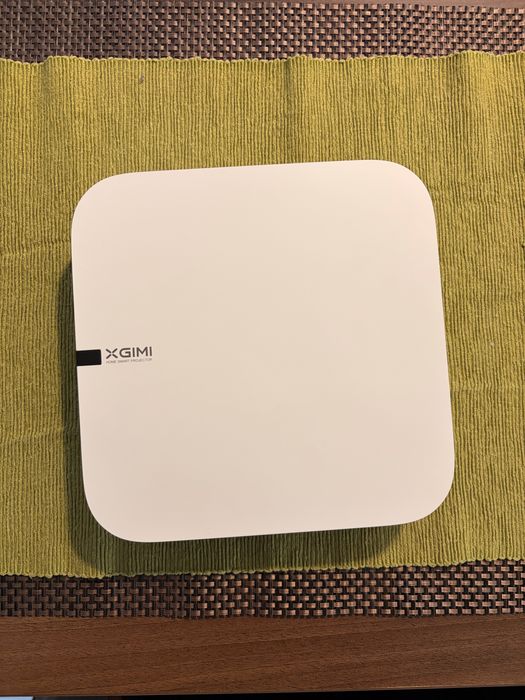 Videoproiector XGIMI Elfin Full HD, garanție până în noiembrie 2027
