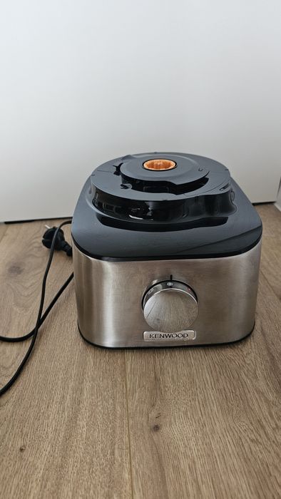 Robot de bucătărie Kenwood Multipro Compact FDM301SS