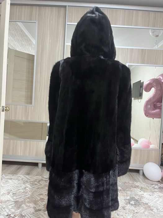 Продам шубы в отличном состоянии