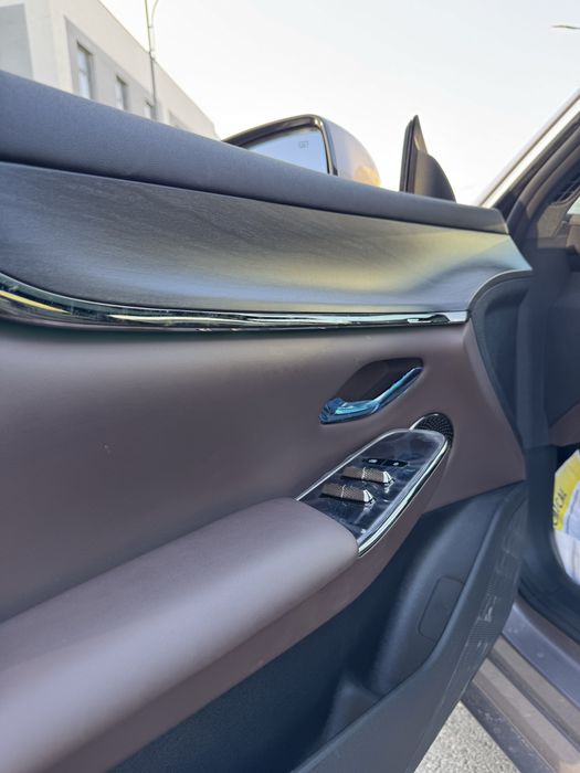 1 570km Hybrid NEVO A07