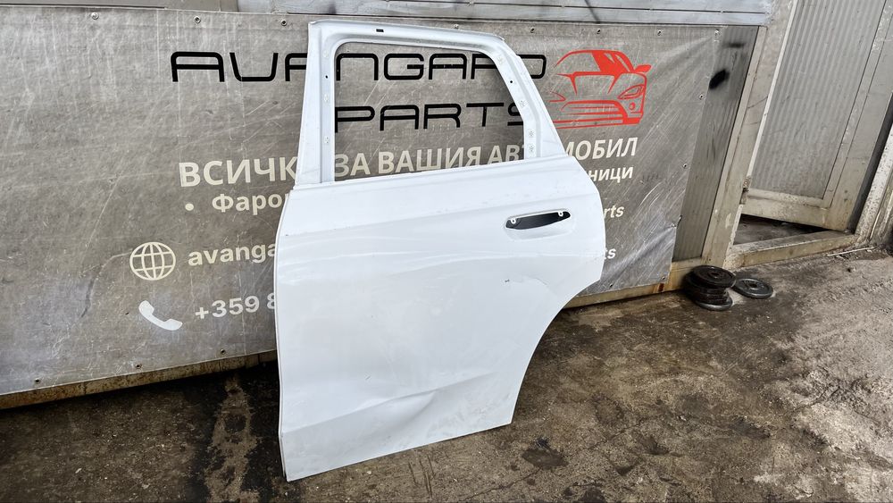 Задна дясна и задна лява и предна лява врата BMW X1 U11 2022-