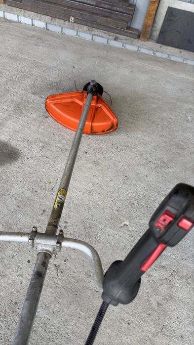 Motocoasa Jonsered (husqvarna 128 r)