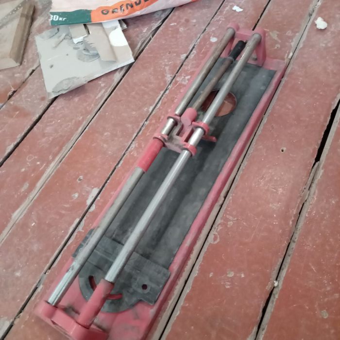 Продам плиткорез