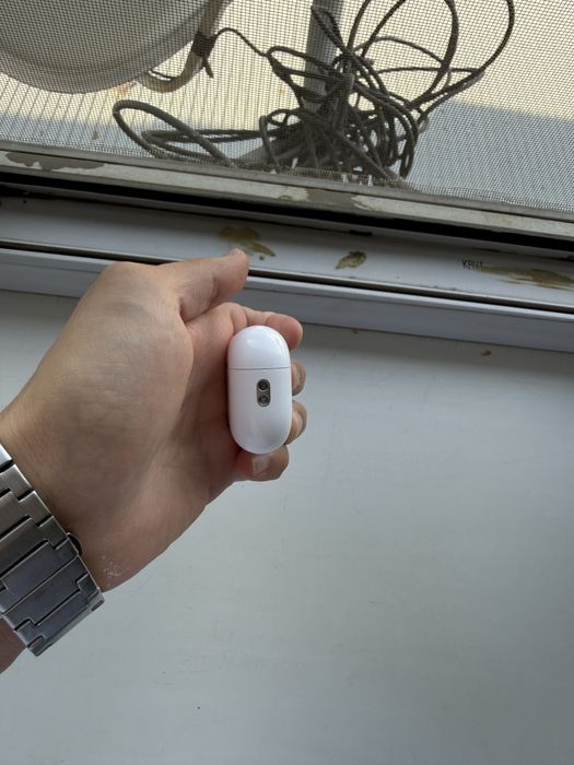 Air pods 2 pro хорошем состоянии