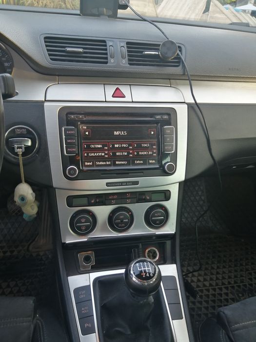 VOLKSWAGEN Passat 2009 — imagine 3