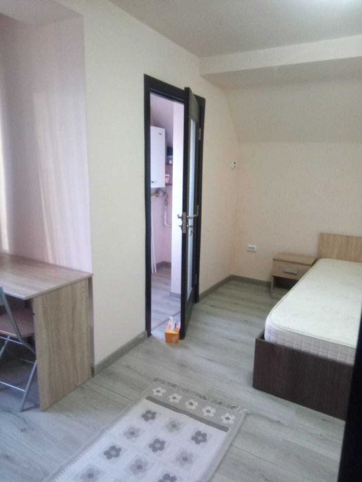 Apart doua camere,bloc nou,langa LIDL intrare Obcini