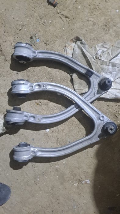 Продам рычаги мерседес 222