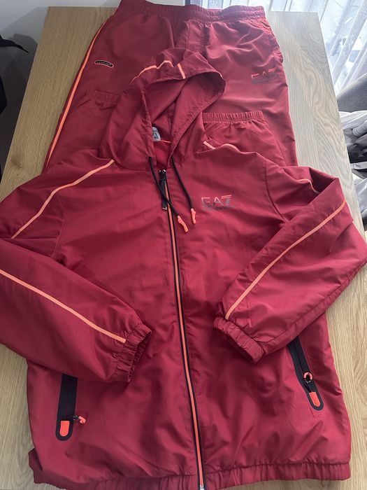 Анцуг EA7 Emporio Armani оригинален