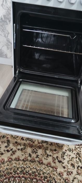 Продам элетрическую плиту 25000тг